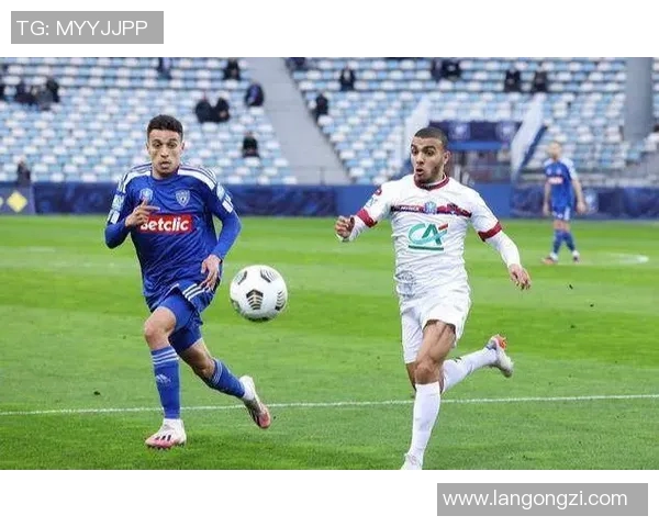 克维伊与巴斯蒂亚的较量谁能在赛场上笑到最后精彩对决即将上演 克维伊与巴斯蒂亚的较量谁能在赛场上笑到最后精彩对决即将上演